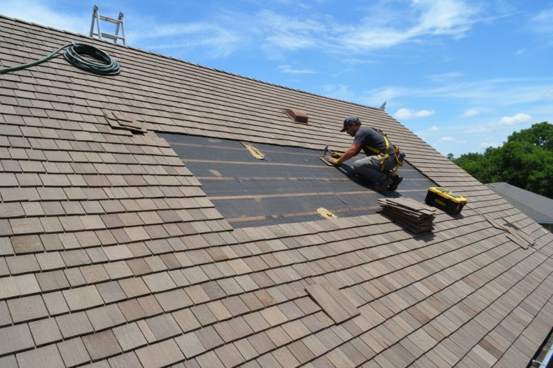 Cost of Wood Shingles Repair in Maitland, FL